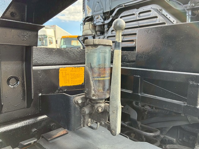 K-2162 LKG-FS1EKAA ☆★車検付!令和8年11月迄★Lゲート!★☆ ◆3軸2デフ!◆リーフサスペンション!◆ ◎エンジンリターダ!◎8トン積載!◎ 祝!ご成約★ 香川県(85枚目)