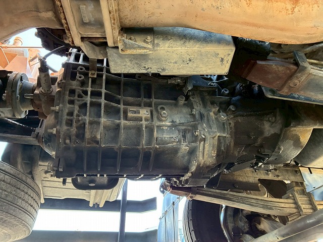 2119 8.7立米 電動ホッパー 330馬力 7速MT コンクリ作業車　☆雨天のなかご成約いただきました☆　東京都（85枚目）