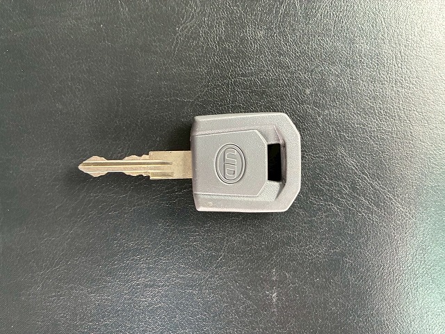 2099 2PG-CW5AL  ★車検付！令和9年2月迄★ワンオーナー！★ ◆6×4！3軸2デフ◆永久磁石式リターダ！◆  ◎カスタム仕様！◎新明和製・額縁アオリ！◎　成約！島根県（86枚目）