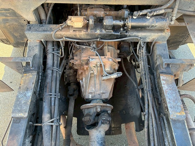 2102 KL-CG55K  車検付 令和8年8月迄 H16 日産ディーゼル UDトラックス ビッグサム セーフティローダー 8×4 4軸低床2デフ リーフサスペンション 花見台 ウインチ ラジコン 400馬力 RH8 V8型 生エンジン 7速 MT マニュアル 10t 25t 大型 セルフ 重機運搬車 回送車（86枚目）