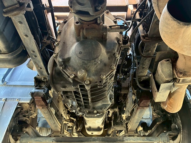 2119 8.7立米 電動ホッパー 330馬力 7速MT コンクリ作業車　☆雨天のなかご成約いただきました☆　東京都（86枚目）