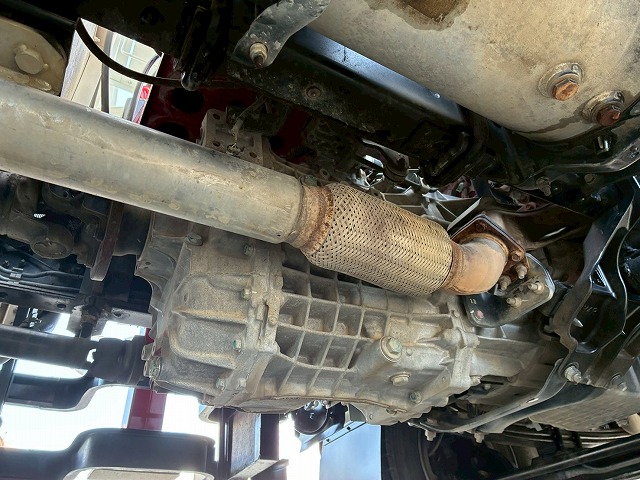 K-2117 2KG-FE2ABA  保証対象車両 H30 日野 増トンレンジャー 4段クレーン ワンオーナー フルキャブ/ベッド付き 古河ユニック UNIC 2.93t ラジコン フックイン 角足アウトリガー ジャッキ 240馬力 6速 MT マニュアル 7t 8t 14t 中型 大型 カーゴクレーン（90枚目）