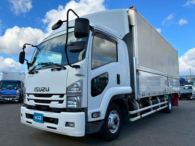 2072 2RG-FRR90S2  ★車検付！令和8年7月迄★ワンオーナー！★ ◆2.95トン積載！◆6200ボディ×標準幅！◆  ◎内高：240cm！◎フルキャブ/ベッド付！◎　成約★　岩手県（12枚目）