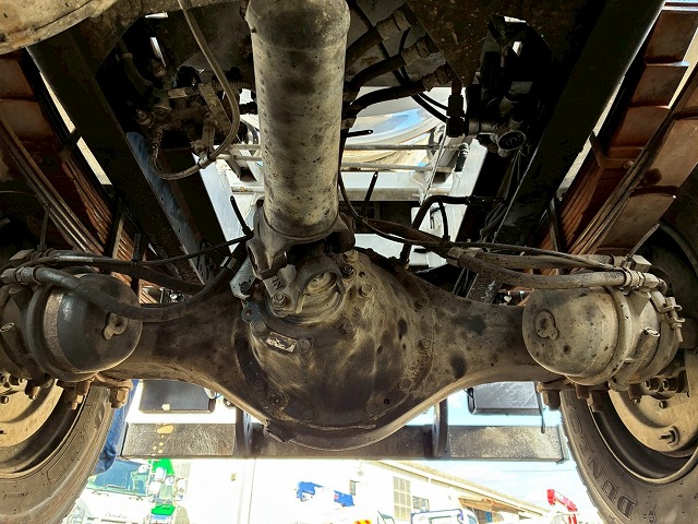 2159 QKG-FK72FZ 保証対象車両 車検付 令和8年12月迄 H27 三菱ふそう 増トンファイター コンクリートミキサー車 新明和工業 6.3立米 ショートキャブ/ベッドレス 240馬力 6速 MT マニュアル 8トン積載 8t 15t 中型 増トン コンクリ作業車(91枚目)