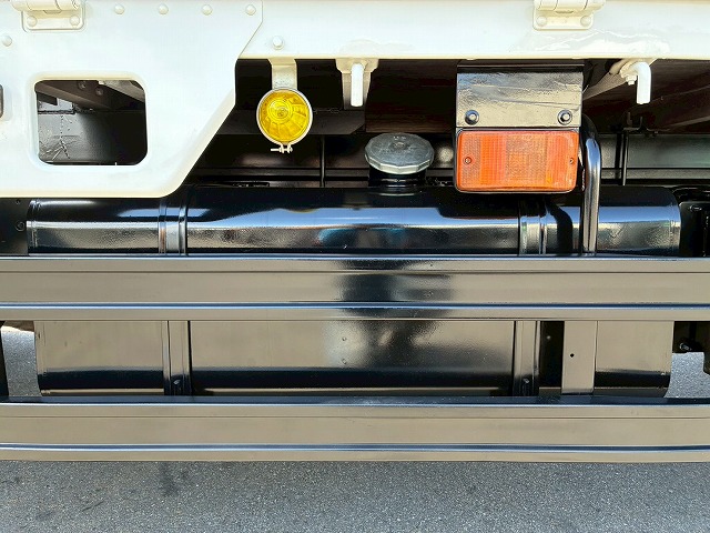 K-2117 2KG-FE2ABA  保証対象車両 H30 日野 増トンレンジャー 4段クレーン ワンオーナー フルキャブ/ベッド付き 古河ユニック UNIC 2.93t ラジコン フックイン 角足アウトリガー ジャッキ 240馬力 6速 MT マニュアル 7t 8t 14t 中型 大型 カーゴクレーン（95枚目）