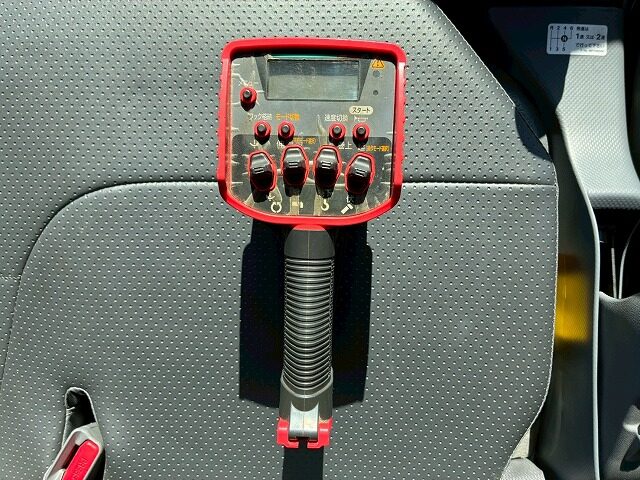 2133 2RG-NMR88R 保証対象車両 R3 いすゞ エルフ 4段クレーン ハイキャブ ショート 10尺ボディ 3トン積載 古河ユニック UNIC ラジコン フックイン 150馬力 6速 MT マニュアル 3t 7t 小型 ユニック車 カーゴクレーン(97枚目)