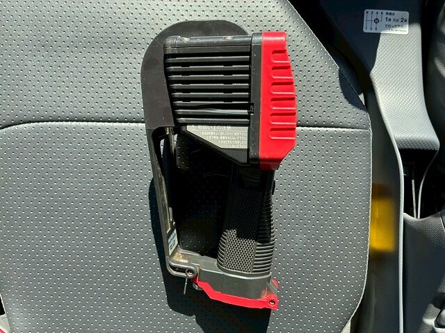 2133 2RG-NMR88R 保証対象車両 R3 いすゞ エルフ 4段クレーン ハイキャブ ショート 10尺ボディ 3トン積載 古河ユニック UNIC ラジコン フックイン 150馬力 6速 MT マニュアル 3t 7t 小型 ユニック車 カーゴクレーン(99枚目)