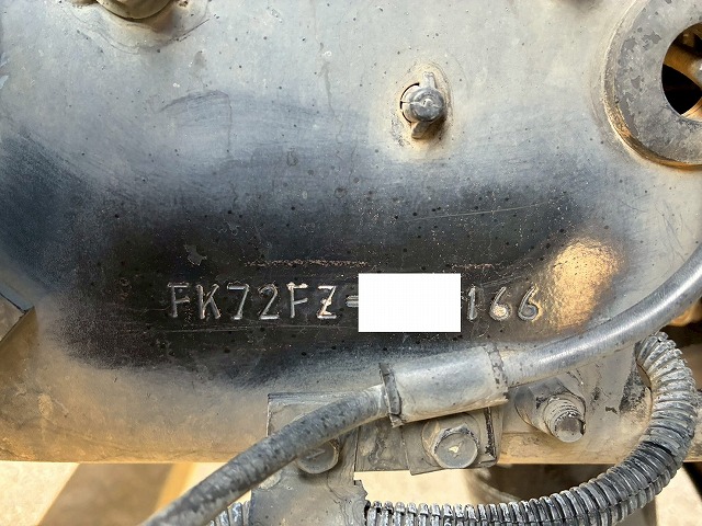 2159 QKG-FK72FZ 保証対象車両 車検付 令和8年12月迄 H27 三菱ふそう 増トンファイター コンクリートミキサー車 新明和工業 6.3立米 ショートキャブ/ベッドレス 240馬力 6速 MT マニュアル 8トン積載 8t 15t 中型 増トン コンクリ作業車(98枚目)