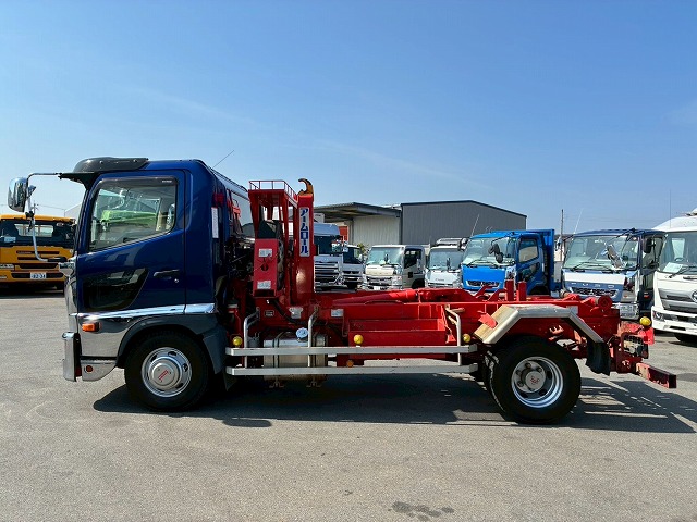 2184 2KG-FC2ABA  車検付 令和8年10月迄 R1 日野 レンジャー 脱着装置付コンテナ専用車 新明和工業 アームロール ツインホイスト リアジャッキ 210馬力 6速MT マニュアル 4t 8t 中型 特装車（14枚目）