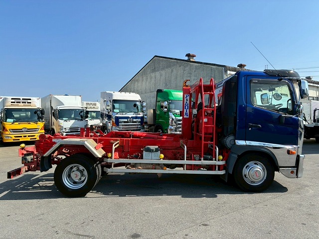 2184 2KG-FC2ABA  車検付 令和8年10月迄 R1 日野 レンジャー 脱着装置付コンテナ専用車 新明和工業 アームロール ツインホイスト リアジャッキ 210馬力 6速MT マニュアル 4t 8t 中型 特装車（15枚目）