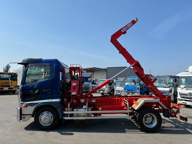 2184 2KG-FC2ABA  車検付 令和8年10月迄 R1 日野 レンジャー 脱着装置付コンテナ専用車 新明和工業 アームロール ツインホイスト リアジャッキ 210馬力 6速MT マニュアル 4t 8t 中型 特装車（23枚目）