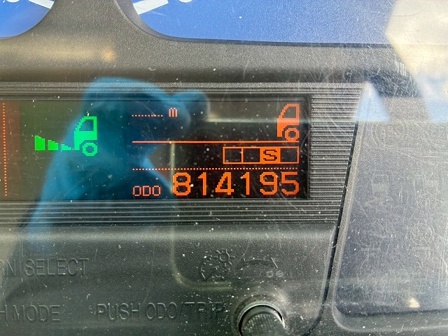 2186 QKG-GK6XAB H30  UDトラックス クオン トラクターヘッド ハイルーフ 第5輪荷重 11.5トン 11500kg 後輪エアサス B尺 450馬力 エスコットⅤ AT セミオートマ 10t 46t 大型 牽引 1デフ シングルヘッド（24枚目）