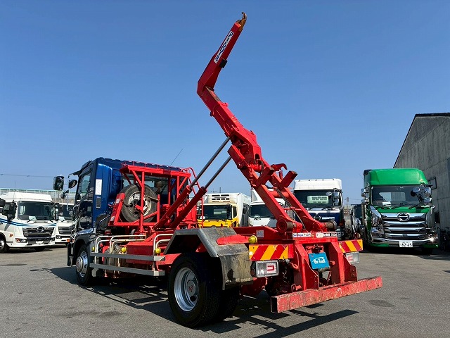 2184 2KG-FC2ABA  車検付 令和8年10月迄 R1 日野 レンジャー 脱着装置付コンテナ専用車 新明和工業 アームロール ツインホイスト リアジャッキ 210馬力 6速MT マニュアル 4t 8t 中型 特装車（25枚目）