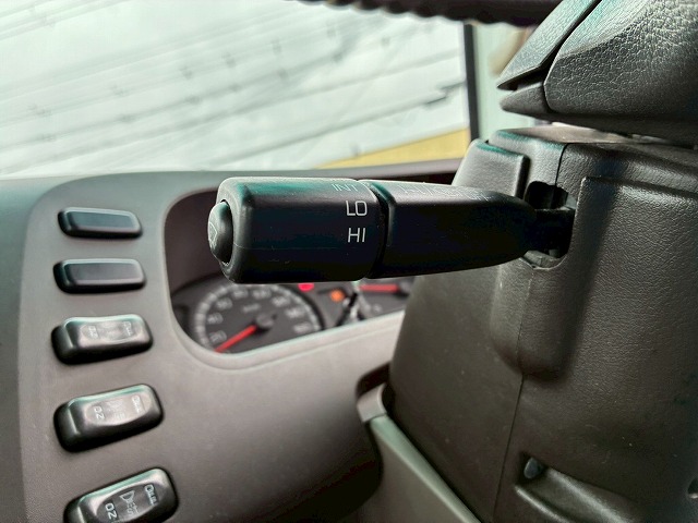 2182 TPG-BE640E H30 三菱ふそう ローザ マイクロバス 乗車定員 25人 折戸式自動扉 リアトランク 175馬力 デュオニック AT セミオートマ 小型 中型 送迎バス 観光バス(26枚目)