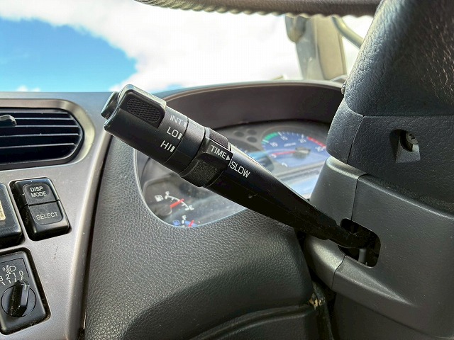 2186 QKG-GK6XAB H30  UDトラックス クオン トラクターヘッド ハイルーフ 第5輪荷重 11.5トン 11500kg 後輪エアサス B尺 450馬力 エスコットⅤ AT セミオートマ 10t 46t 大型 牽引 1デフ シングルヘッド（28枚目）