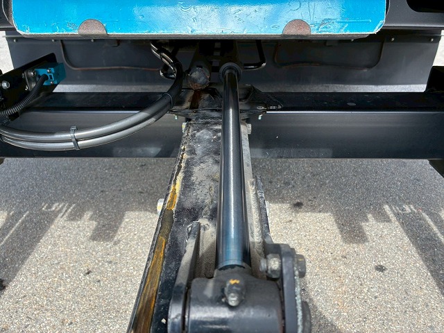 2185 2KG-FC2ABG  R2 日野 レンジャー 冷蔵冷凍車 PG 格納式パワーゲート ショートキャブ／ベッドレス 6200 フルワイド 後輪エアサス 東プレ -30℃低温設定 R452A 左サイド扉 210馬力 6速MT マニュアル 4t 8t 中型 冷凍バン 箱車（30枚目）