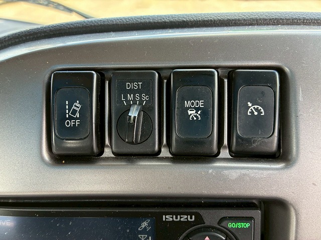 2186 QKG-GK6XAB H30  UDトラックス クオン トラクターヘッド ハイルーフ 第5輪荷重 11.5トン 11500kg 後輪エアサス B尺 450馬力 エスコットⅤ AT セミオートマ 10t 46t 大型 牽引 1デフ シングルヘッド（34枚目）