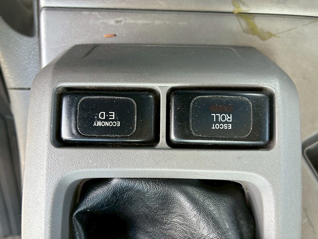 2186 QKG-GK6XAB H30  UDトラックス クオン トラクターヘッド ハイルーフ 第5輪荷重 11.5トン 11500kg 後輪エアサス B尺 450馬力 エスコットⅤ AT セミオートマ 10t 46t 大型 牽引 1デフ シングルヘッド（41枚目）