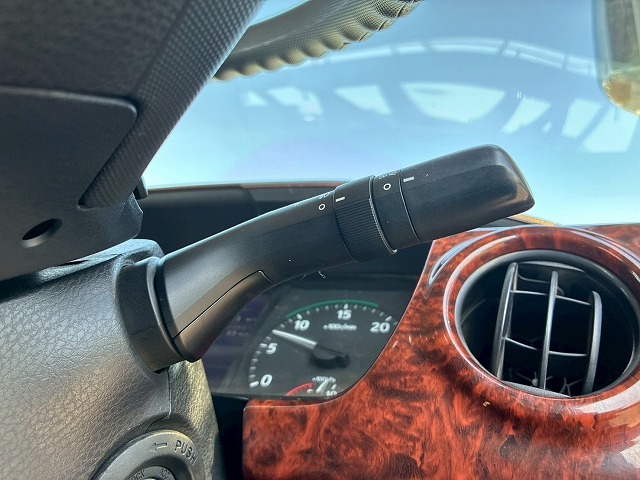 2184 2KG-FC2ABA  車検付 令和8年10月迄 R1 日野 レンジャー 脱着装置付コンテナ専用車 新明和工業 アームロール ツインホイスト リアジャッキ 210馬力 6速MT マニュアル 4t 8t 中型 特装車（42枚目）