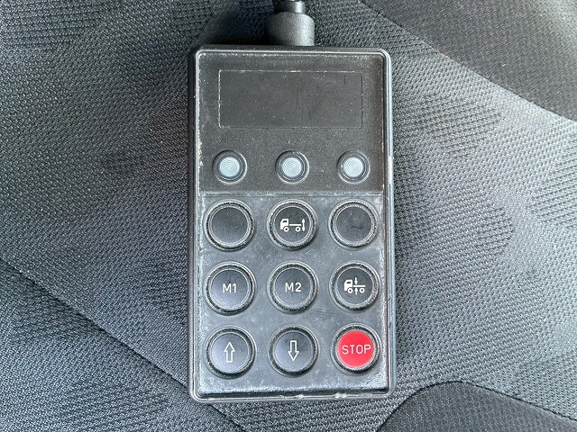 2186 QKG-GK6XAB H30  UDトラックス クオン トラクターヘッド ハイルーフ 第5輪荷重 11.5トン 11500kg 後輪エアサス B尺 450馬力 エスコットⅤ AT セミオートマ 10t 46t 大型 牽引 1デフ シングルヘッド（43枚目）