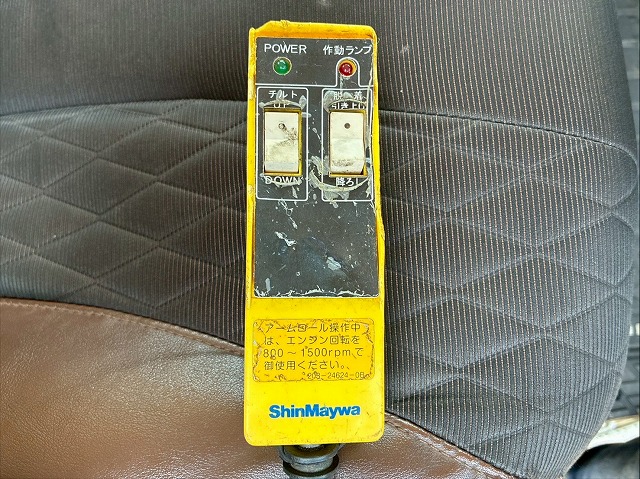 2184 2KG-FC2ABA  車検付 令和8年10月迄 R1 日野 レンジャー 脱着装置付コンテナ専用車 新明和工業 アームロール ツインホイスト リアジャッキ 210馬力 6速MT マニュアル 4t 8t 中型 特装車（44枚目）