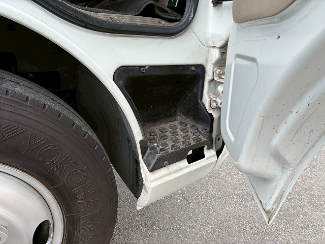 2182 TPG-BE640E H30 三菱ふそう ローザ マイクロバス 乗車定員 25人 折戸式自動扉 リアトランク 175馬力 デュオニック AT セミオートマ 小型 中型 送迎バス 観光バス(51枚目)