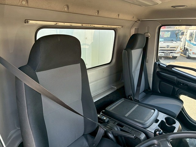 2187 TKG-FC9JKAA  H26 日野 レンジャー 冷蔵冷凍車 PG ショートキャブ／ベッドレス 格納式パワーゲート 東プレ -30℃低温設定 R404A ジョロダーレール キーストン 左サイド扉 210馬力 6速MT マニュアル 4t 8t 中型 冷凍バン（52枚目）