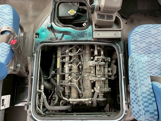 2182 TPG-BE640E H30 三菱ふそう ローザ マイクロバス 乗車定員 25人 折戸式自動扉 リアトランク 175馬力 デュオニック AT セミオートマ 小型 中型 送迎バス 観光バス(54枚目)