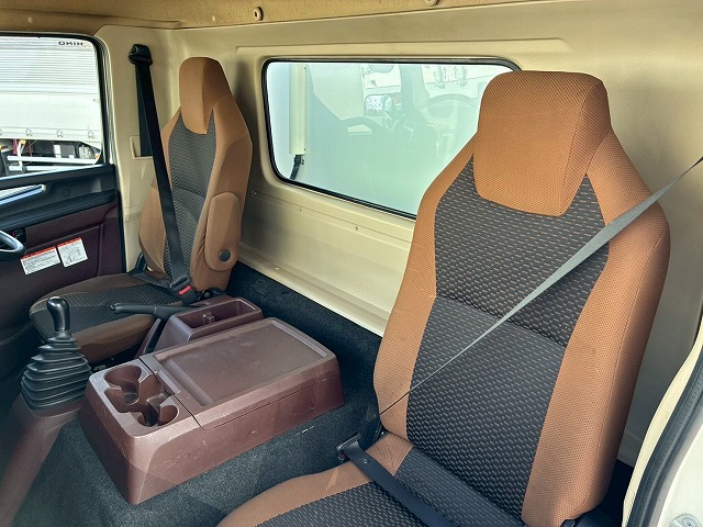 2185 2KG-FC2ABG  R2 日野 レンジャー 冷蔵冷凍車 PG 格納式パワーゲート ショートキャブ／ベッドレス 6200 フルワイド 後輪エアサス 東プレ -30℃低温設定 R452A 左サイド扉 210馬力 6速MT マニュアル 4t 8t 中型 冷凍バン 箱車（56枚目）