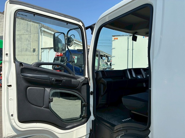 2187 TKG-FC9JKAA  H26 日野 レンジャー 冷蔵冷凍車 PG ショートキャブ／ベッドレス 格納式パワーゲート 東プレ -30℃低温設定 R404A ジョロダーレール キーストン 左サイド扉 210馬力 6速MT マニュアル 4t 8t 中型 冷凍バン（57枚目）