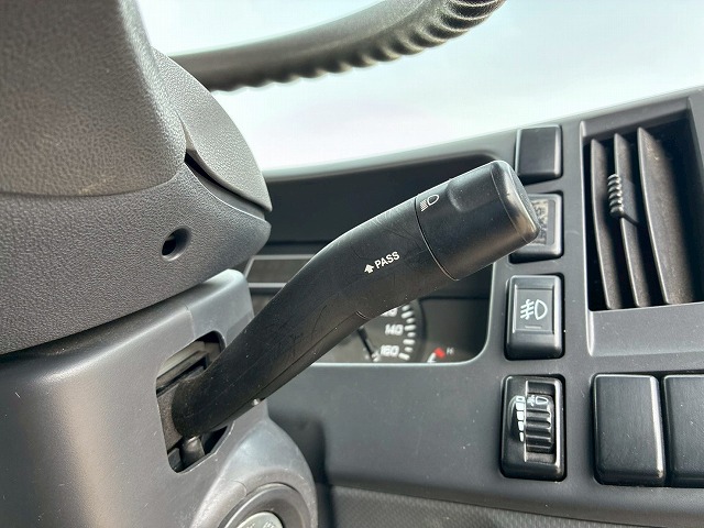 K-2188 TRG-NPR85AR  車検付 令和8年7月迄 保証対象車両 H28 いすゞ エルフ 4段クレーン TADANO タダノ ラジコン フックイン 2.63t ワイド ロング 150馬力 6速MT マニュアル 2t 6t 小型 ユニック車 カーゴクレーン（57枚目）