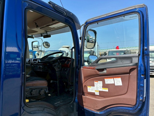 2184 2KG-FC2ABA  車検付 令和8年10月迄 R1 日野 レンジャー 脱着装置付コンテナ専用車 新明和工業 アームロール ツインホイスト リアジャッキ 210馬力 6速MT マニュアル 4t 8t 中型 特装車（59枚目）