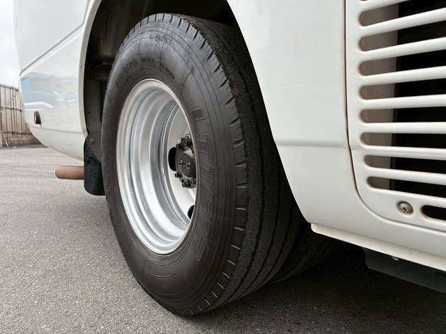 2182 TPG-BE640E H30 三菱ふそう ローザ マイクロバス 乗車定員 25人 折戸式自動扉 リアトランク 175馬力 デュオニック AT セミオートマ 小型 中型 送迎バス 観光バス(61枚目)