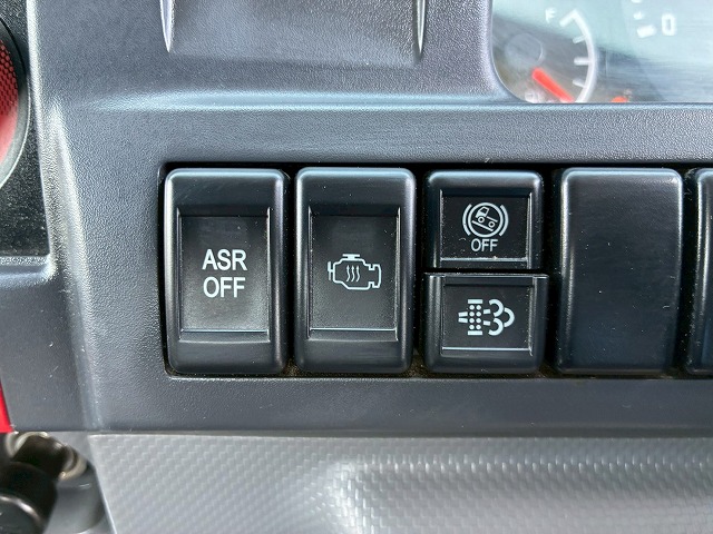 2181 TPG-NKR85AN  保証対象車両 R1 いすゞ エルフ ローダーダンプ 4ナンバー 3トン積載 新明和工業 150馬力 6速MT マニュアル 3t 6.5t 小型 スライドダンプ 重機運搬車（62枚目）