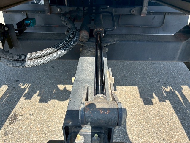 2187 TKG-FC9JKAA  H26 日野 レンジャー 冷蔵冷凍車 PG ショートキャブ／ベッドレス 格納式パワーゲート 東プレ -30℃低温設定 R404A ジョロダーレール キーストン 左サイド扉 210馬力 6速MT マニュアル 4t 8t 中型 冷凍バン（66枚目）