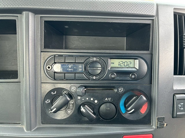 K-2188 TRG-NPR85AR  車検付 令和8年7月迄 保証対象車両 H28 いすゞ エルフ 4段クレーン TADANO タダノ ラジコン フックイン 2.63t ワイド ロング 150馬力 6速MT マニュアル 2t 6t 小型 ユニック車 カーゴクレーン（67枚目）