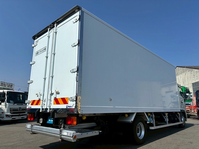 2187 TKG-FC9JKAA  H26 日野 レンジャー 冷蔵冷凍車 PG ショートキャブ／ベッドレス 格納式パワーゲート 東プレ -30℃低温設定 R404A ジョロダーレール キーストン 左サイド扉 210馬力 6速MT マニュアル 4t 8t 中型 冷凍バン（8枚目）