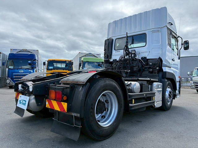 2186 QKG-GK6XAB H30  UDトラックス クオン トラクターヘッド ハイルーフ 第5輪荷重 11.5トン 11500kg 後輪エアサス B尺 450馬力 エスコットⅤ AT セミオートマ 10t 46t 大型 牽引 1デフ シングルヘッド（8枚目）