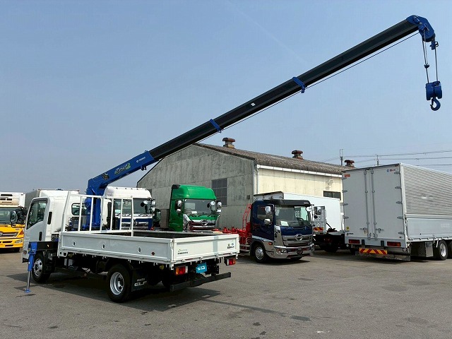 K-2188 TRG-NPR85AR  車検付 令和8年7月迄 保証対象車両 H28 いすゞ エルフ 4段クレーン TADANO タダノ ラジコン フックイン 2.63t ワイド ロング 150馬力 6速MT マニュアル 2t 6t 小型 ユニック車 カーゴクレーン（8枚目）