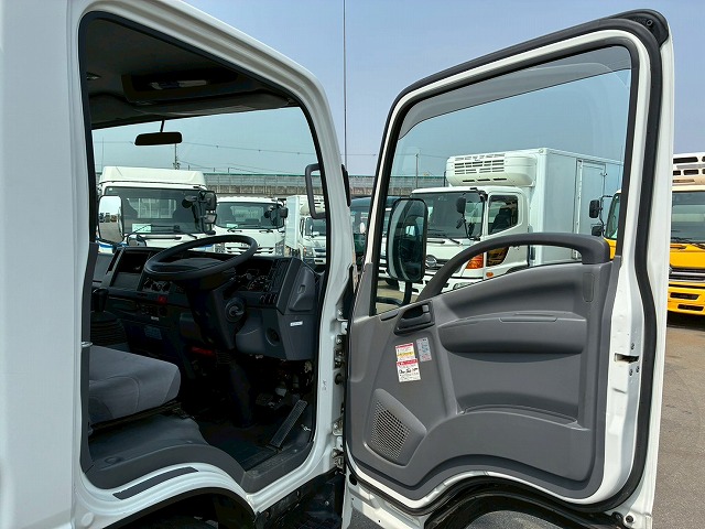 K-2188 TRG-NPR85AR  車検付 令和8年7月迄 保証対象車両 H28 いすゞ エルフ 4段クレーン TADANO タダノ ラジコン フックイン 2.63t ワイド ロング 150馬力 6速MT マニュアル 2t 6t 小型 ユニック車 カーゴクレーン（74枚目）