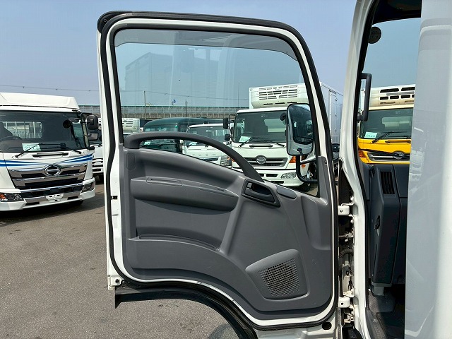 K-2188 TRG-NPR85AR  車検付 令和8年7月迄 保証対象車両 H28 いすゞ エルフ 4段クレーン TADANO タダノ ラジコン フックイン 2.63t ワイド ロング 150馬力 6速MT マニュアル 2t 6t 小型 ユニック車 カーゴクレーン（77枚目）