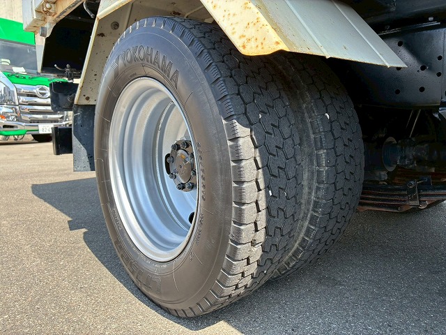 2181 TPG-NKR85AN  保証対象車両 R1 いすゞ エルフ ローダーダンプ 4ナンバー 3トン積載 新明和工業 150馬力 6速MT マニュアル 3t 6.5t 小型 スライドダンプ 重機運搬車（84枚目）