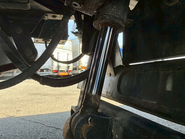 2181 TPG-NKR85AN  保証対象車両 R1 いすゞ エルフ ローダーダンプ 4ナンバー 3トン積載 新明和工業 150馬力 6速MT マニュアル 3t 6.5t 小型 スライドダンプ 重機運搬車（88枚目）